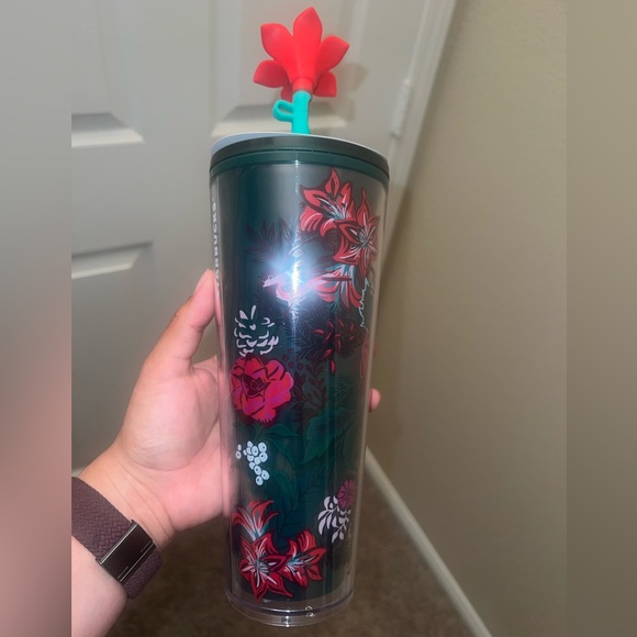 Starbucks Accessories - Starbucks Poinsetta Venti